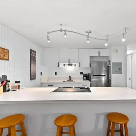 Stylish Condo Steps To Beach Hau'ula Exterior photo